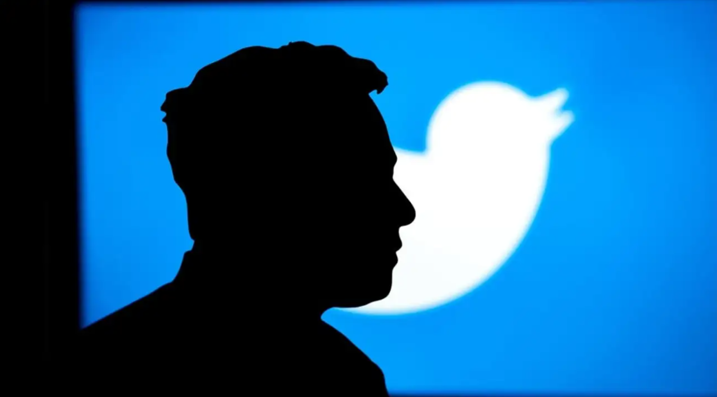 Elon Musk dice que eliminará la función de bloquear usuarios en Twitter (X).